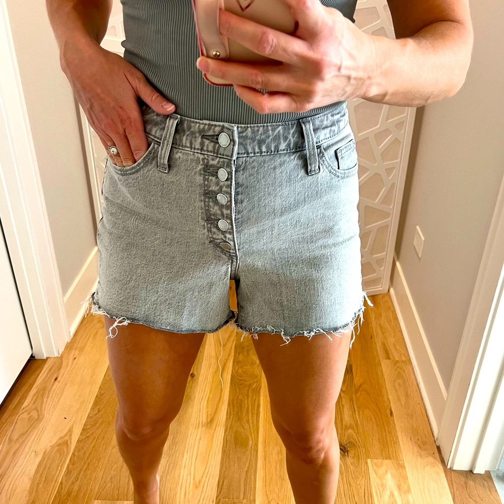 Universal Thread Jean High Rise Button Up Shorts - Picture 1 of 3